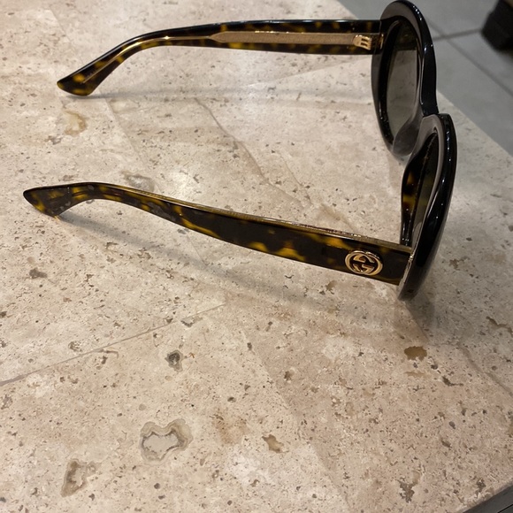 Gucci 3815/S Sunglasses in Dark Havana - Picture 4 of 10